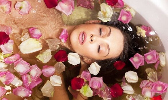 tomar baños con aceite para o aumento dos peitos